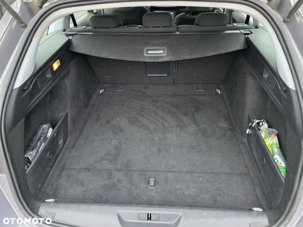 Peugeot 308 BlueHDi 120 EAT6 Stop & Start Active Business-Paket - 37