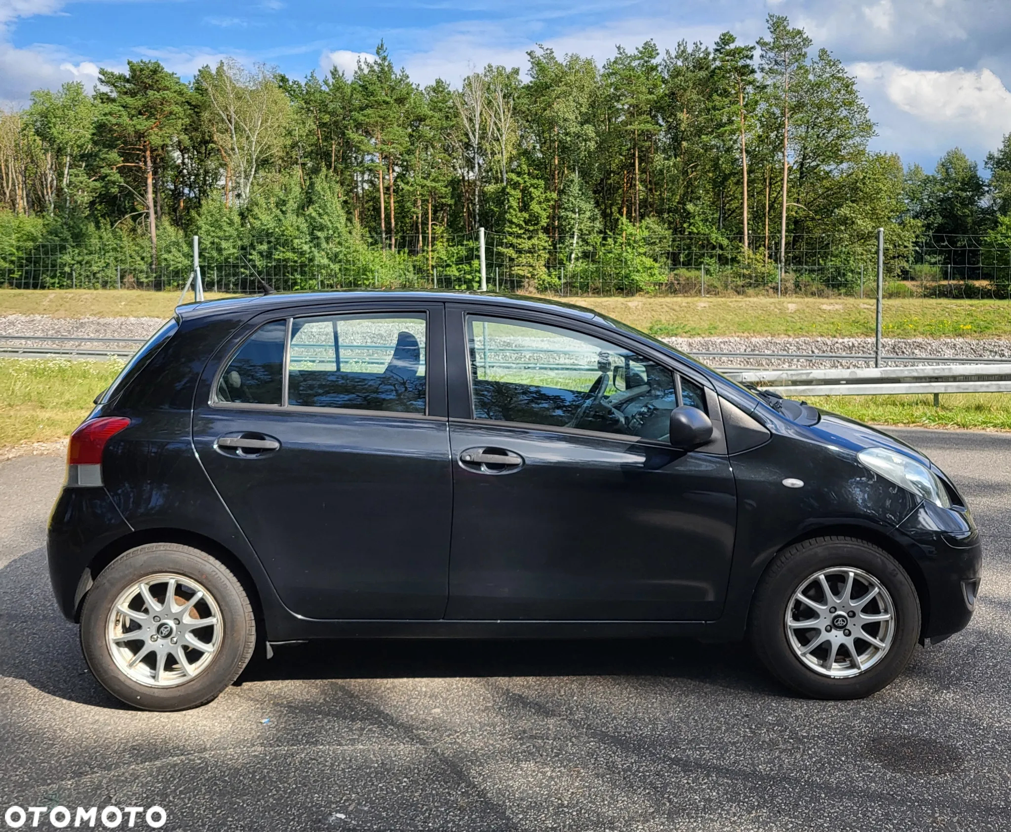 Toyota Yaris 1.0 VVT-i - 3