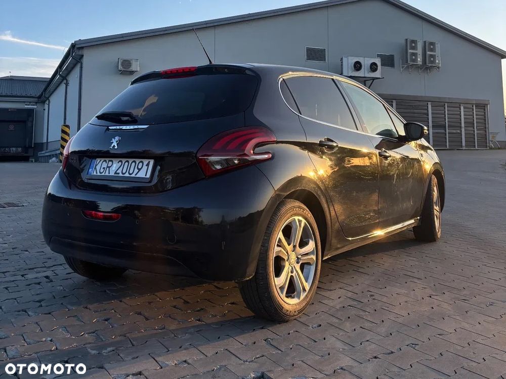 Peugeot 208 - 2