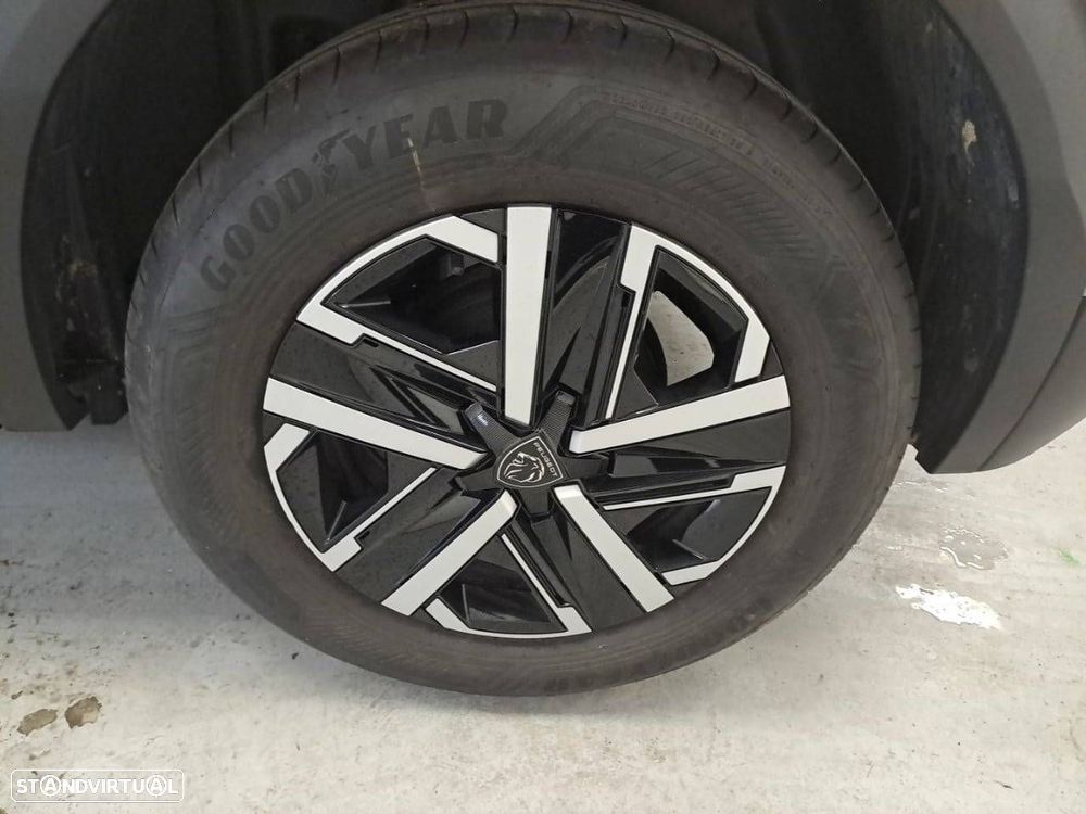 Peugeot 2008 1.2 PureTech Style - 11
