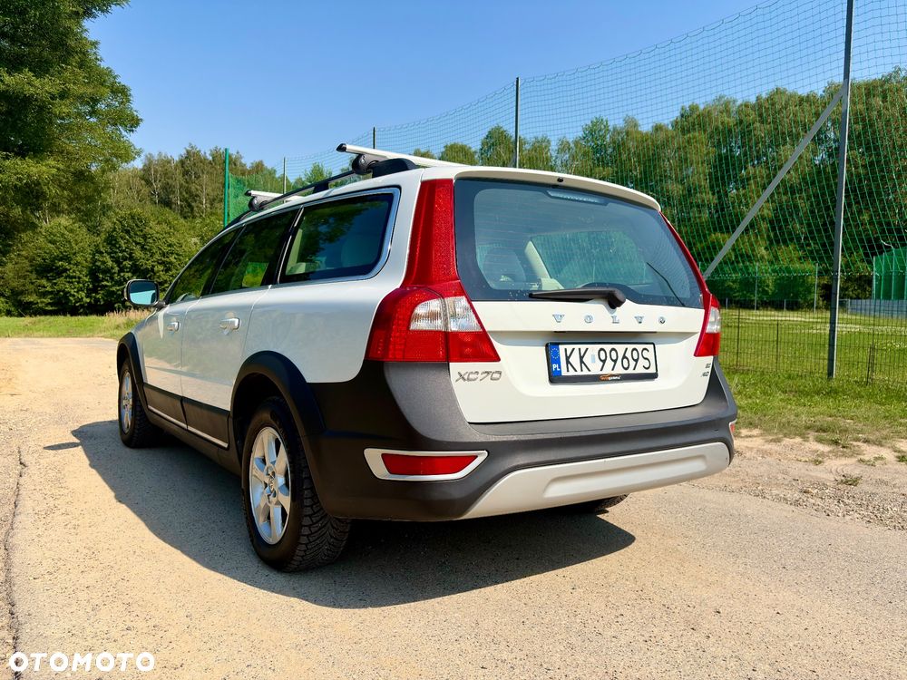 Volvo XC 70 - 8