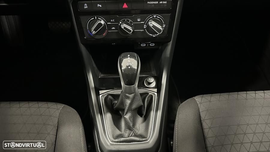 VW T-Cross 1.0 TSI Life DSG - 24