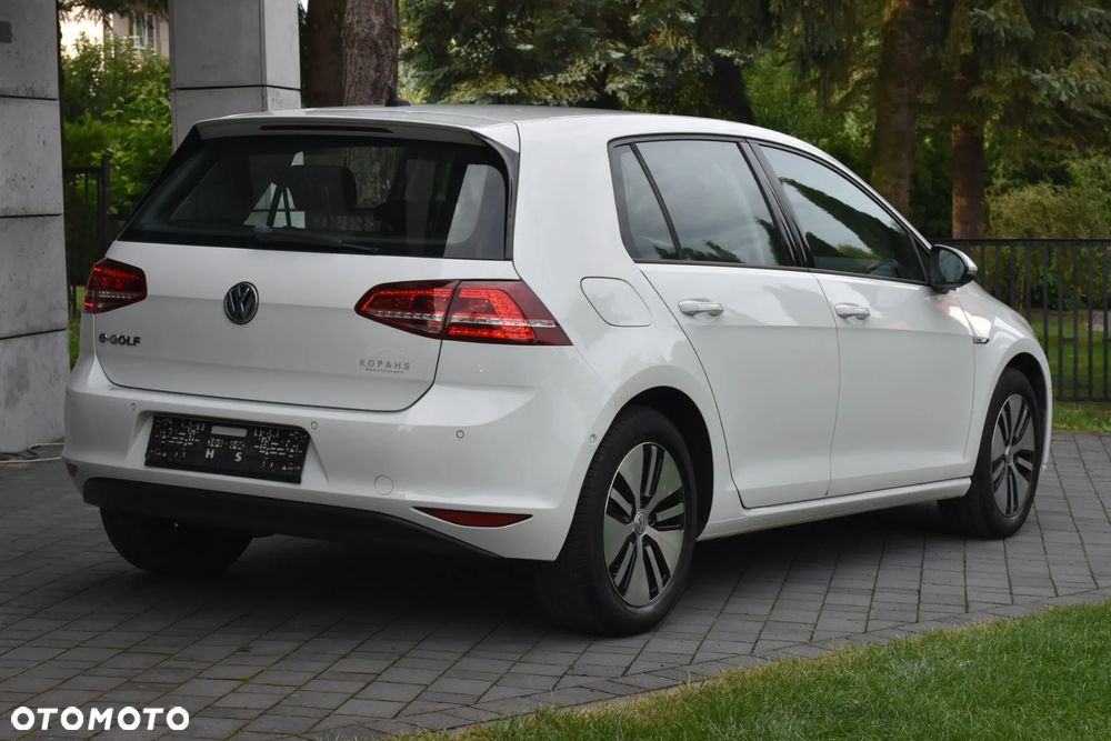 Volkswagen Golf - 3