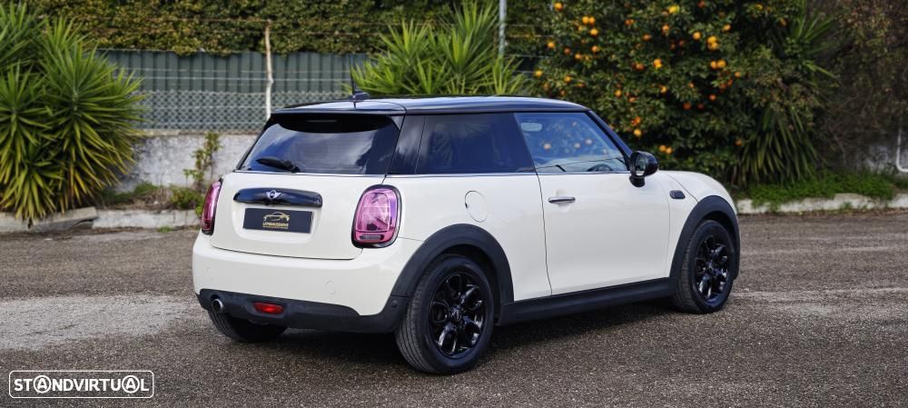 MINI 3 Portas Cooper D - 5