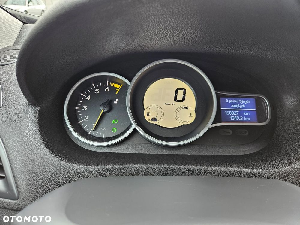 Renault Megane 1.6 16V 100 Authentique - 13