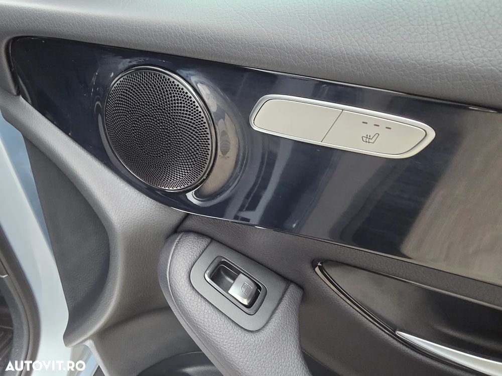 Mercedes-Benz GLC 220 d 4MATIC - 10