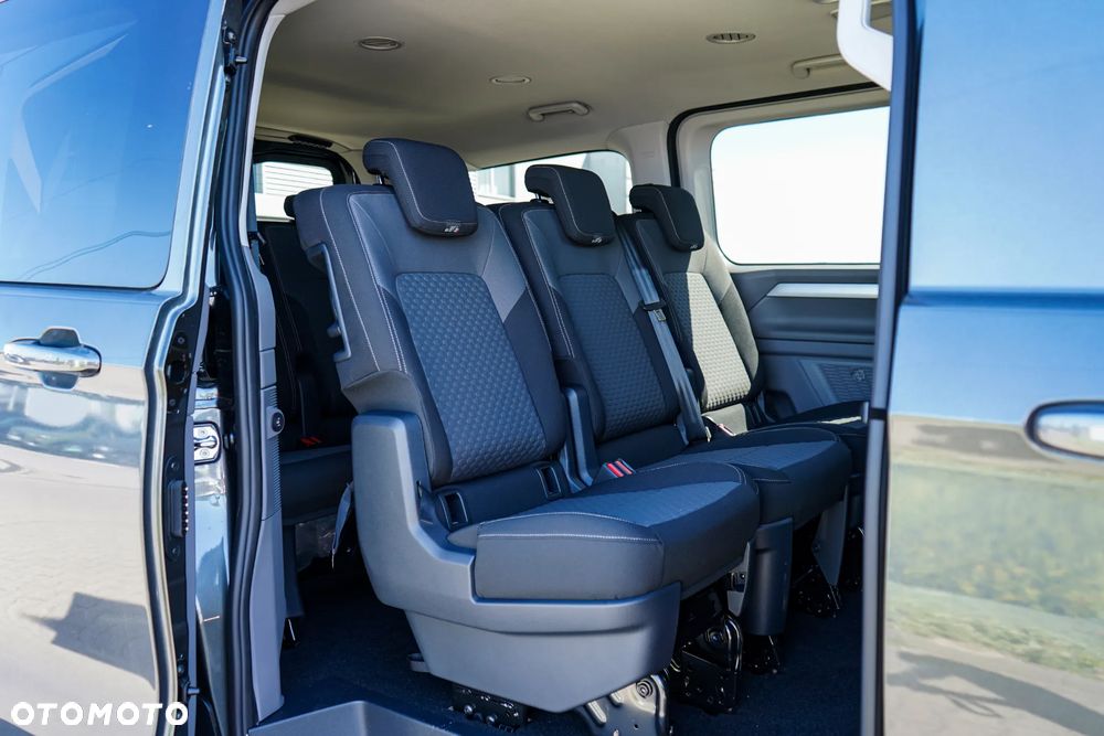 Volkswagen Caravelle - 23