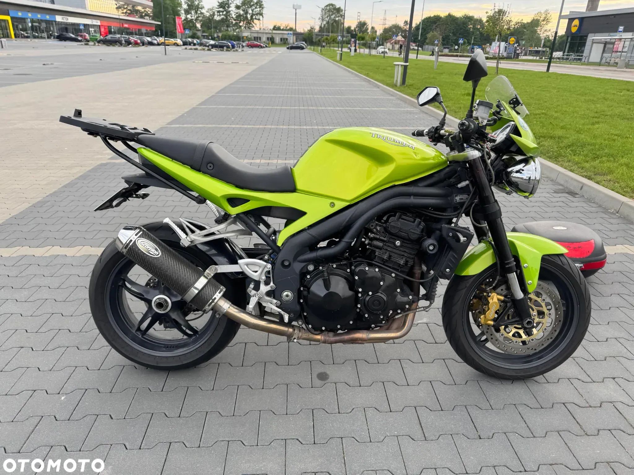 Triumph Speed Triple - 1