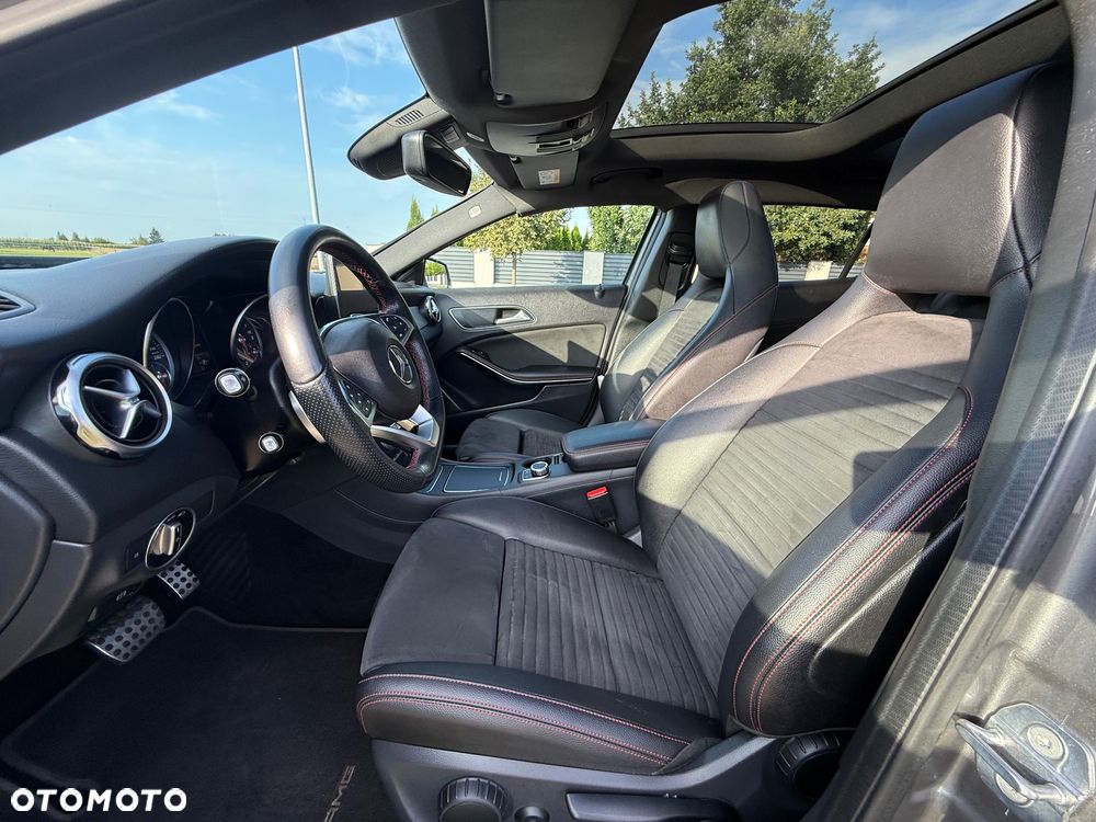 Mercedes-Benz GLA 200 7G-DCT AMG Line - 22