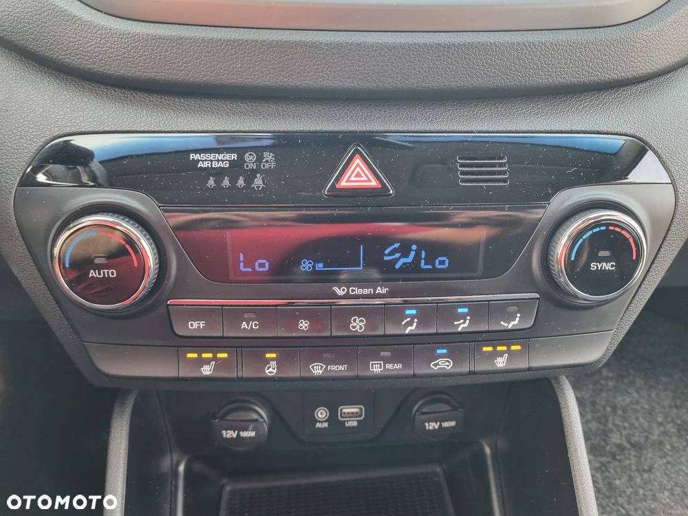 Hyundai Tucson blue 1.7 CRDi 2WD Intro Edition - 25
