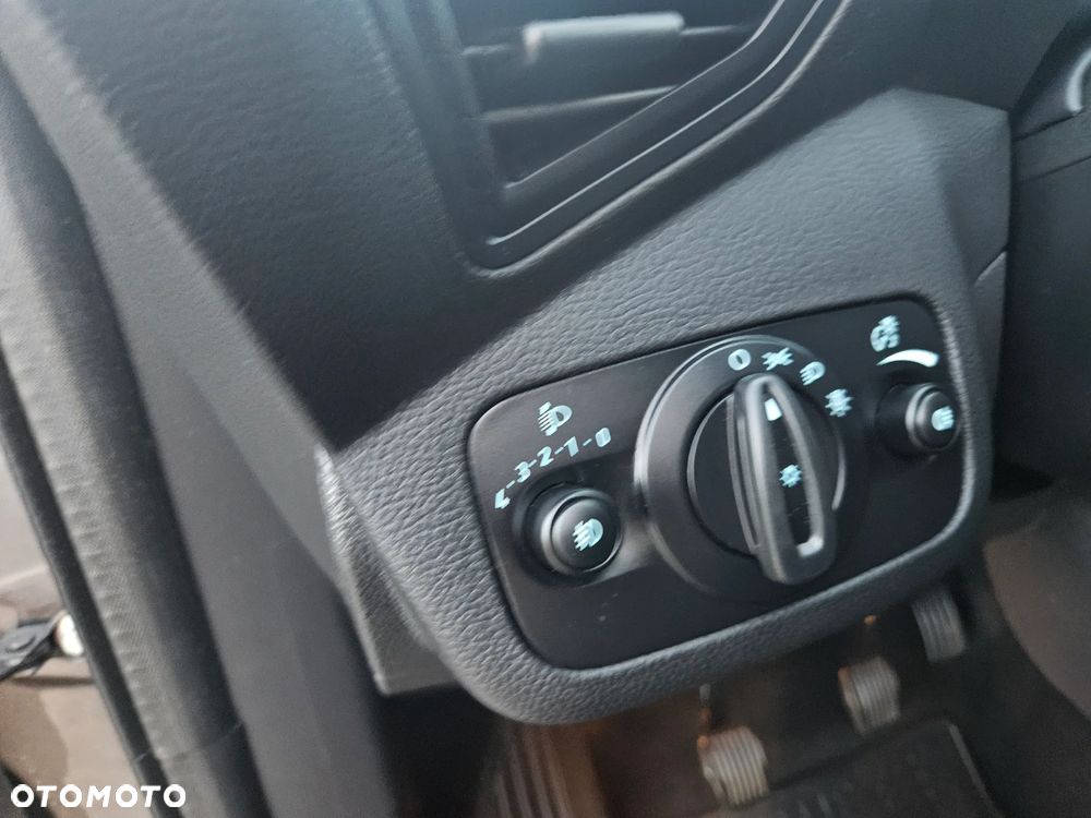 Ford Kuga 1.5 EcoBoost 2x4 Titanium - 32