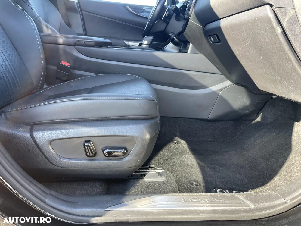 Lexus Seria NX 350h AWD CVT HEV Executive - 29