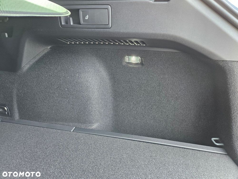 Cupra Leon Sportstourer 2.0 TSI 4Drive DSG - 11