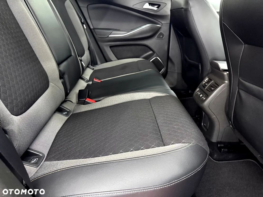 Opel Grandland X 1.6 DStart/Stop Automatik Business INNOVATION - 30