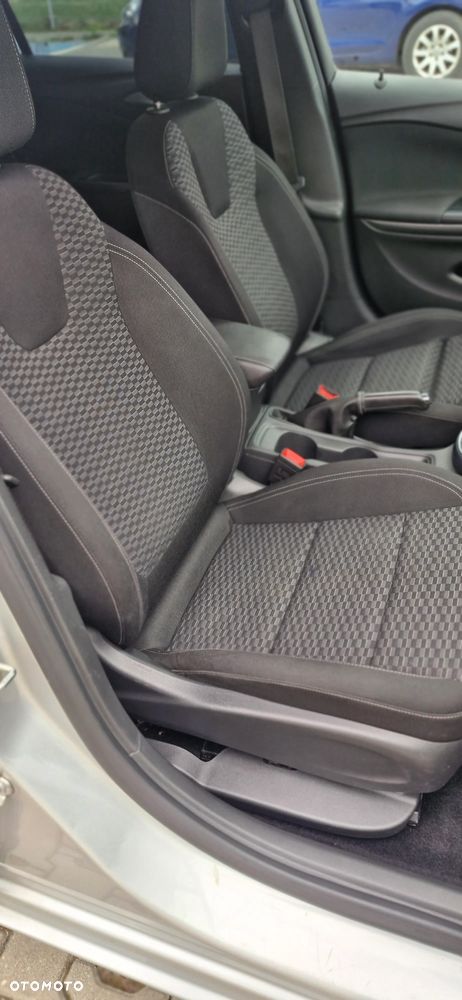 Opel Astra 1.6 CDTI Enjoy S&S - 19