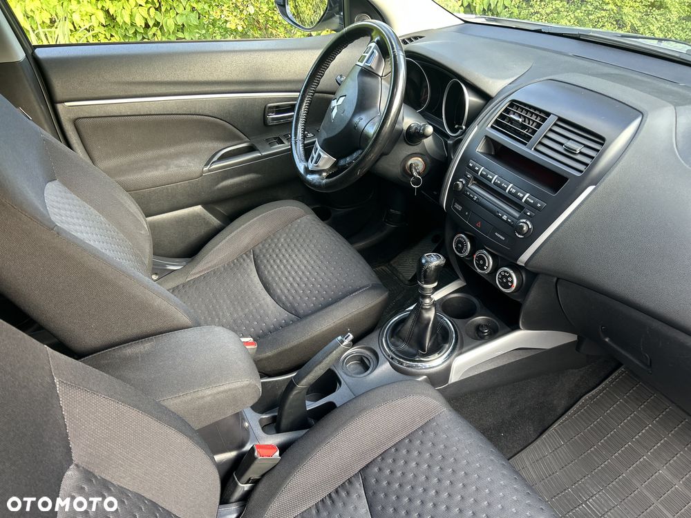 Mitsubishi ASX 1.8 DI-D 2WD Intense - 18
