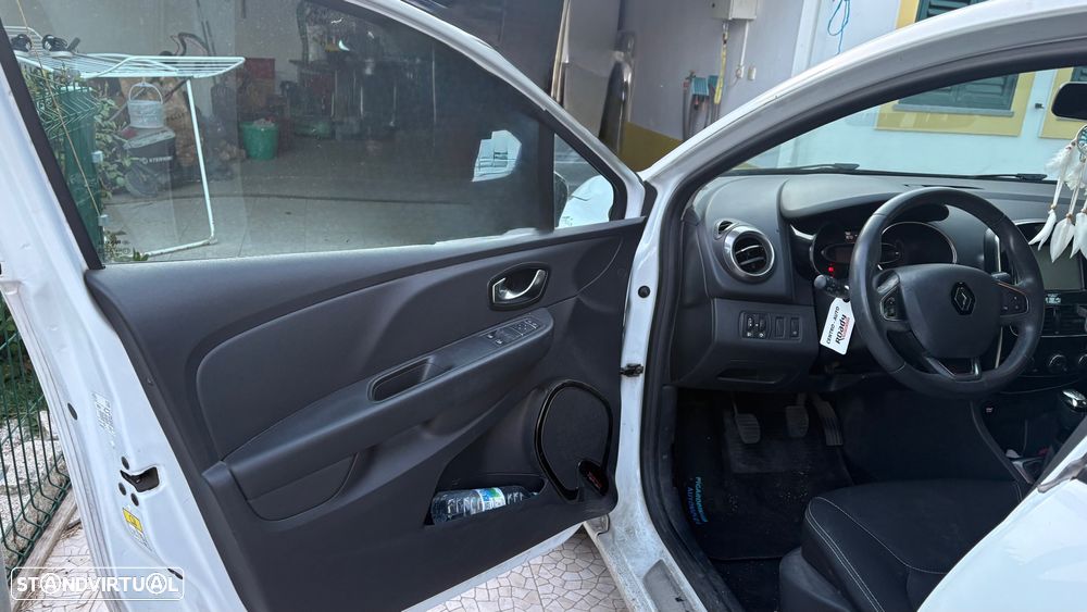 Renault Clio Sport Tourer 1.5 dCi Limited EDition - 2