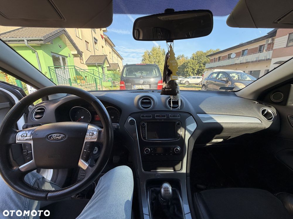 Ford Mondeo - 7
