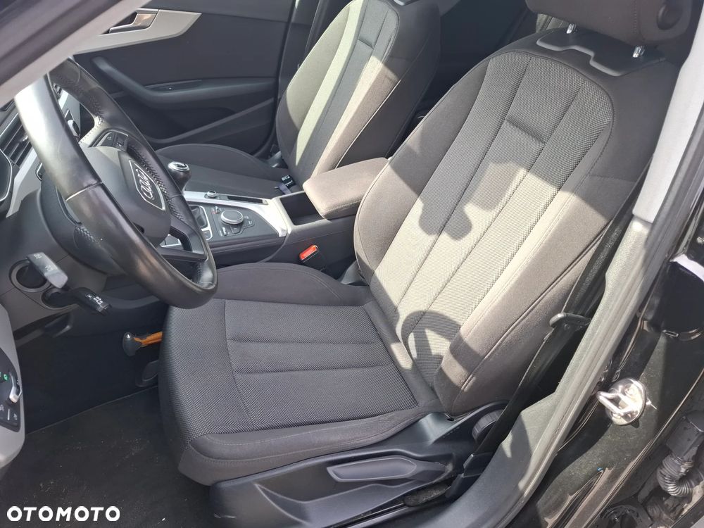 Audi A4 Avant 2.0 TDI - 8