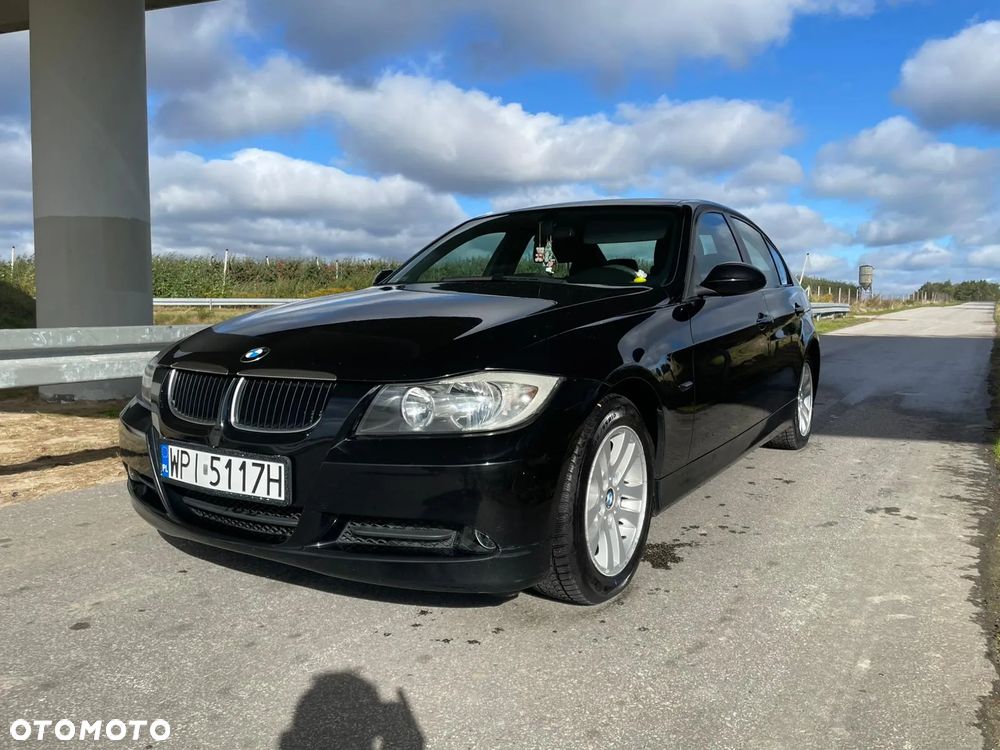 BMW Seria 3 318d - 2