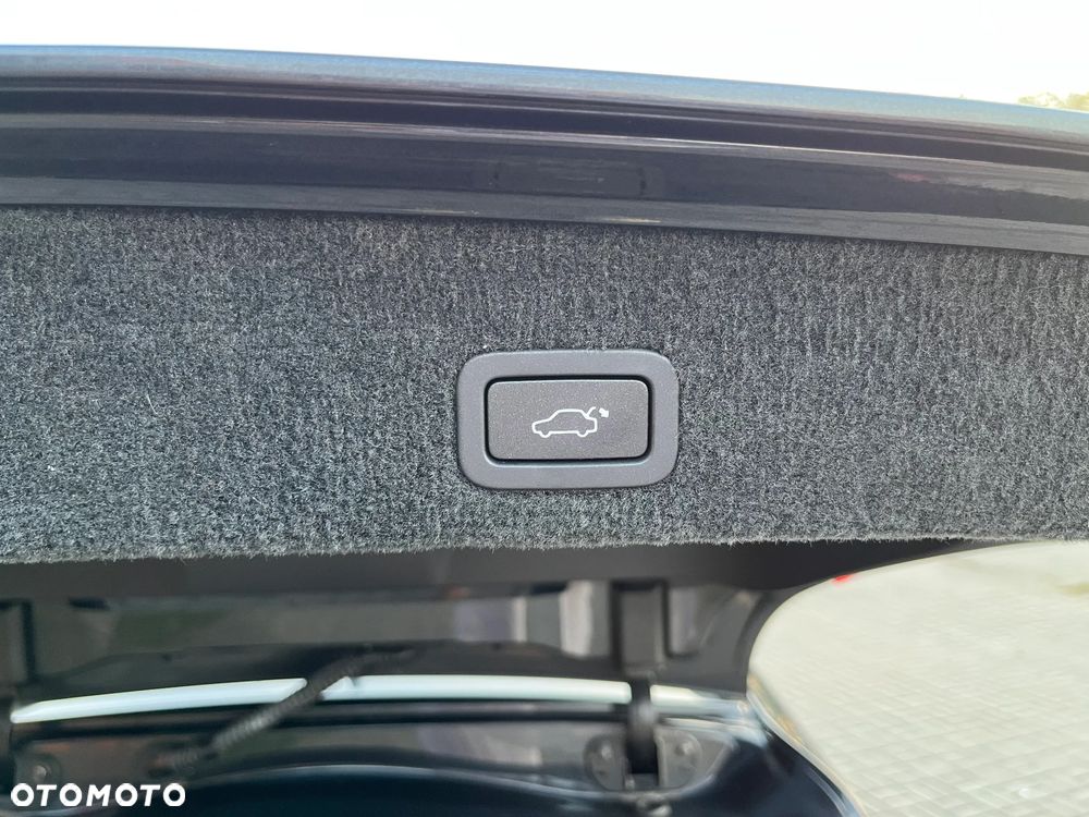 Volvo V70 D3 Geartronic Black Edition - 17