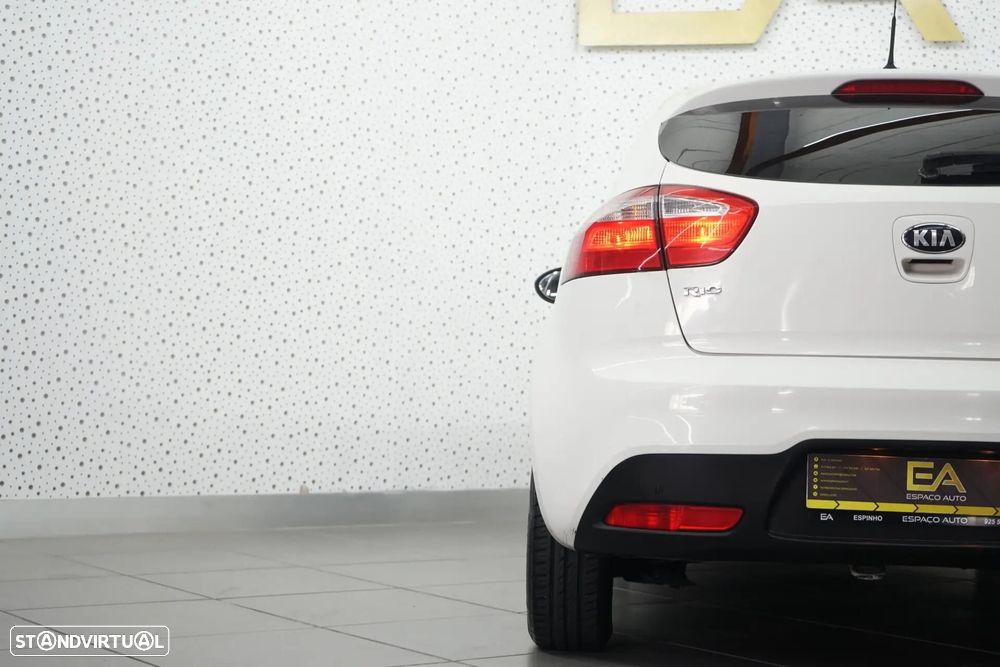 Kia Rio 1.1 CRDi LX - 7