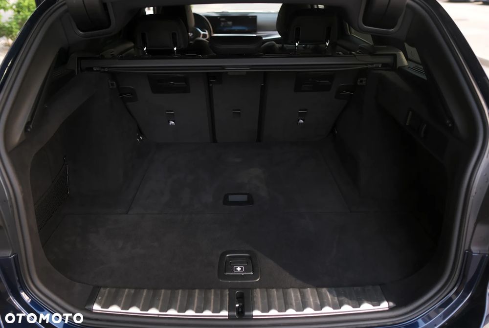 BMW Seria 3 320d xDrive MHEV M Sport sport - 22