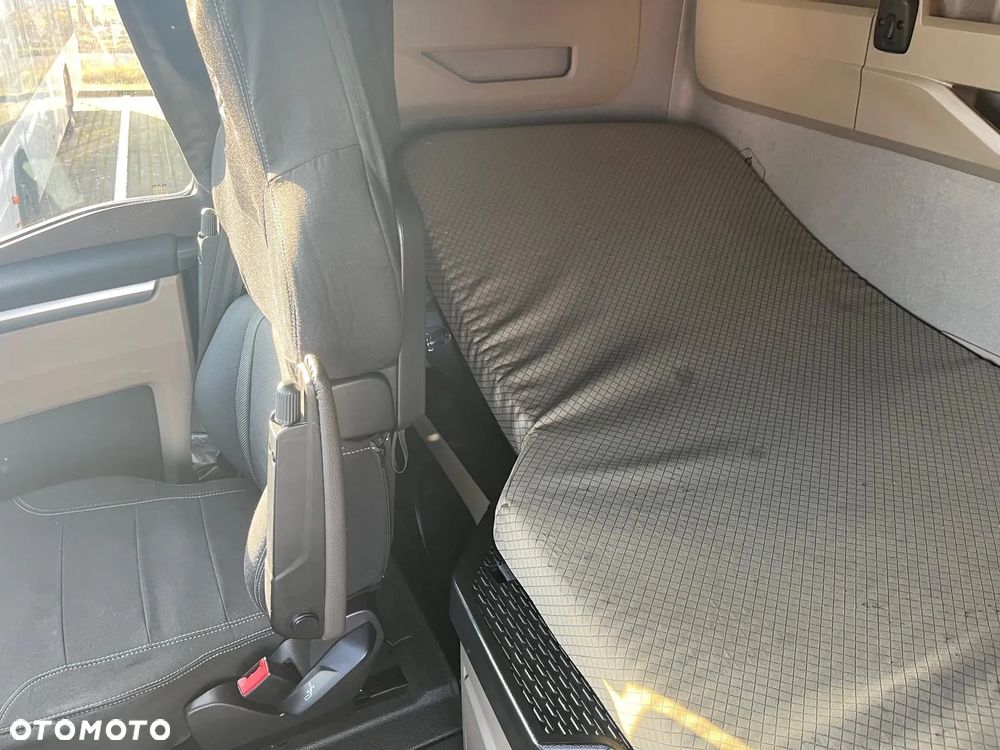 MAN TGX 18.480 4x2 BL SA - 11