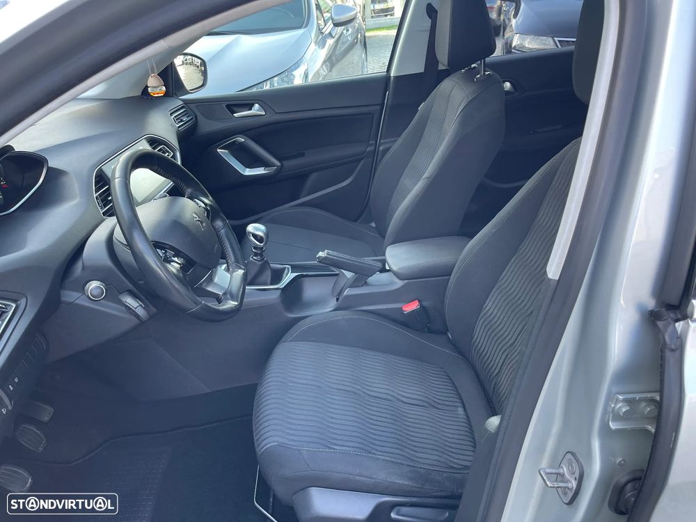 Peugeot 308 SW BlueHDi 120 Stop & Start Active - 14