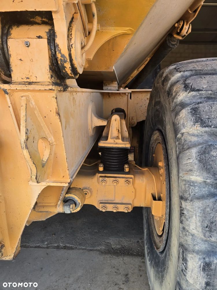 Volvo A25D - 15
