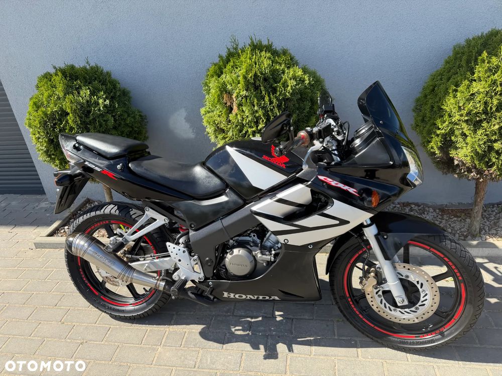 Honda CBR - 23
