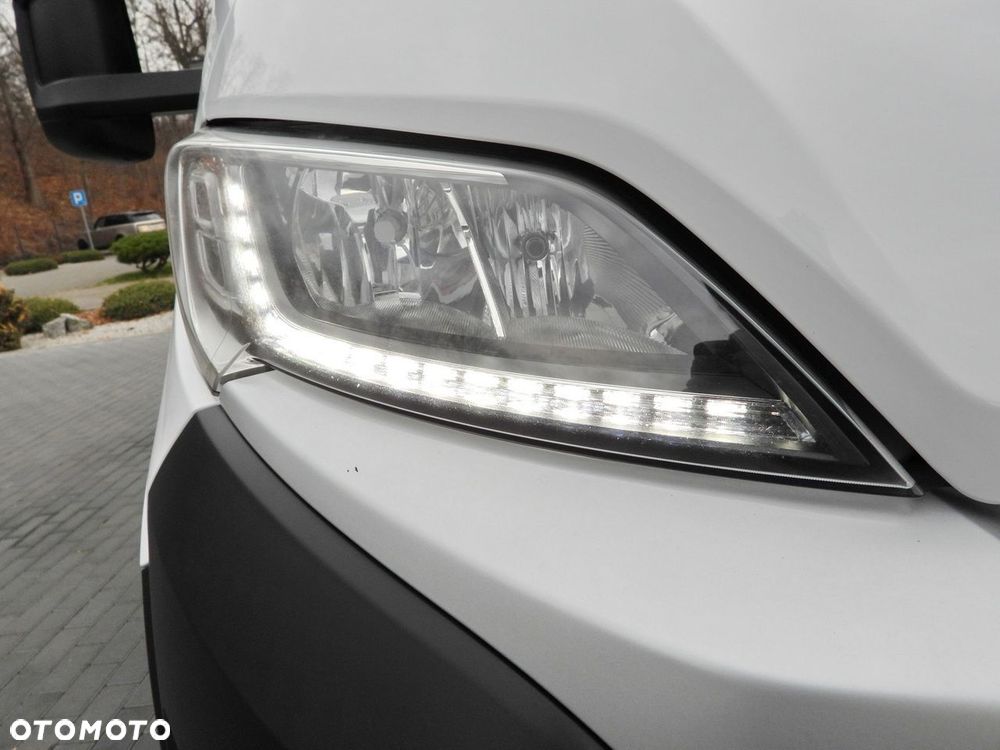 Fiat DUCATO KONTENER WINDA 8 PALET TEMPOMAT NAWIGACJA LEDY KLIMATYZACJA  130KM - 22