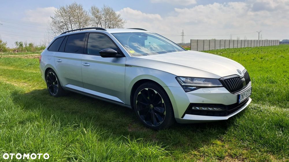 Skoda Superb 2.0 TDI DSG Sportline - 3