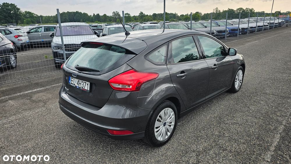 Ford Focus 1.6 Trend - 3