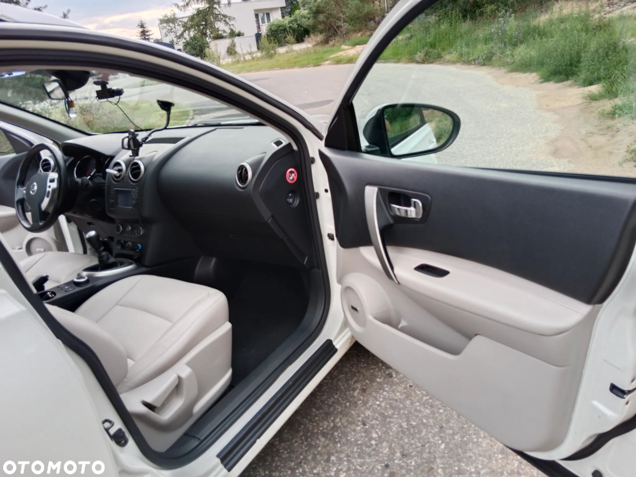 Nissan Qashqai 2.0 4x4 Tekna - 16