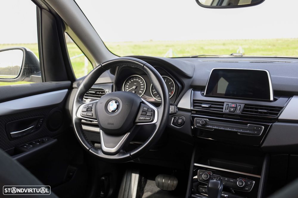 BMW 216 Active Tourer d Line Sport Auto - 11