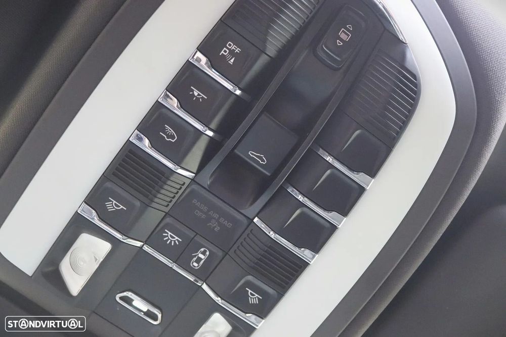 Porsche Cayenne S E-Hybrid - 28