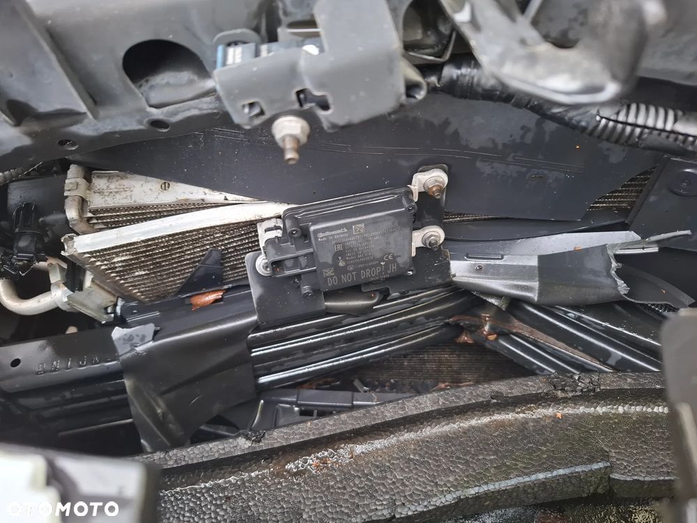 Nissan Micra 1.0 Visia Plus - 18