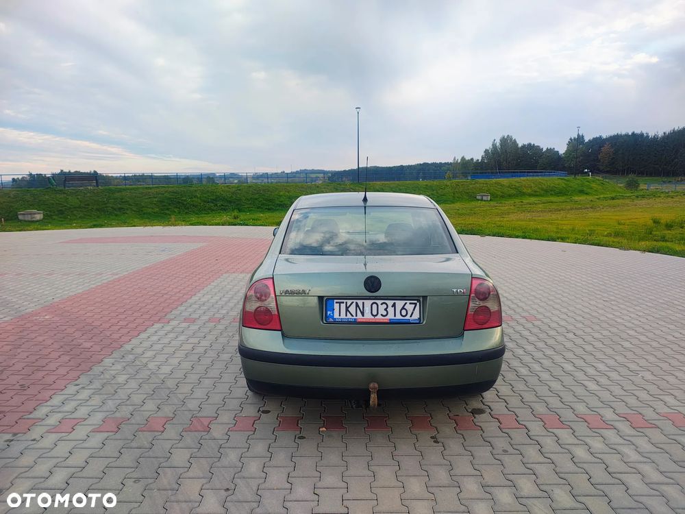 Volkswagen Passat - 5