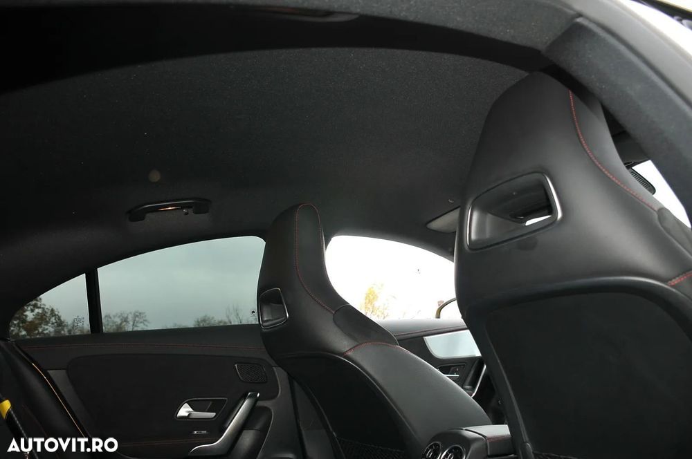 Mercedes-Benz CLA - 13