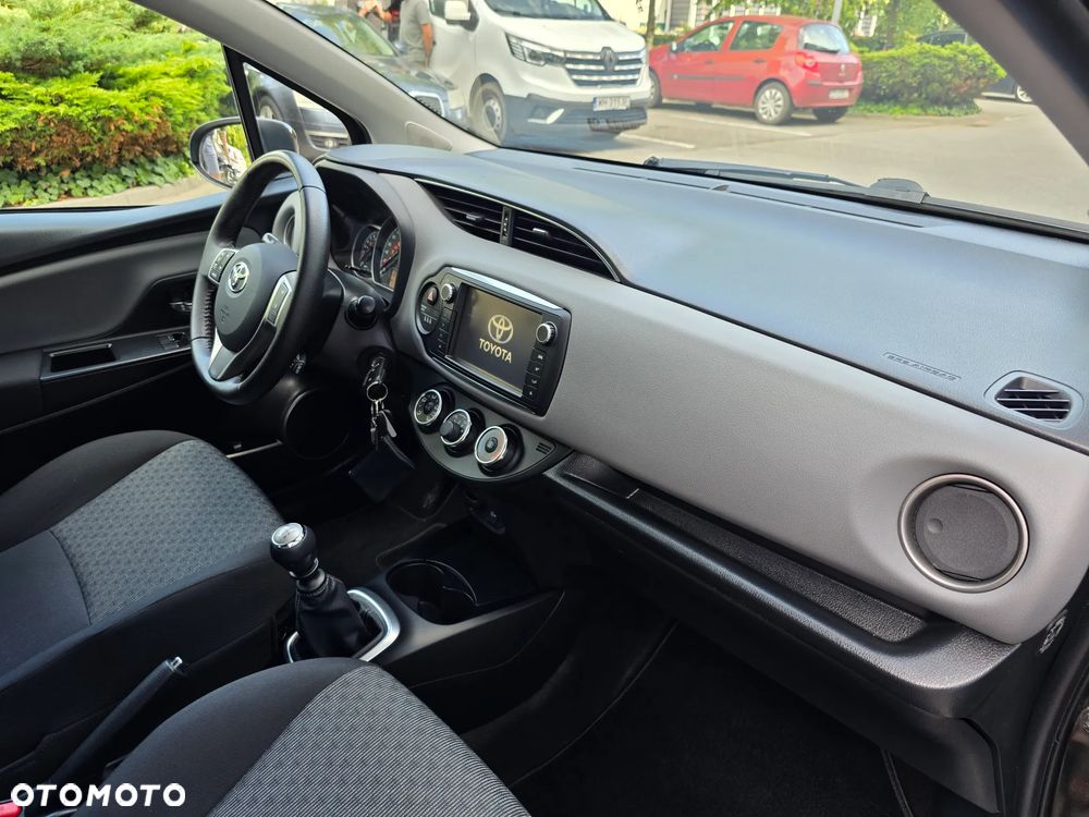Toyota Yaris 1.33 VVT-i Edition-S - 24