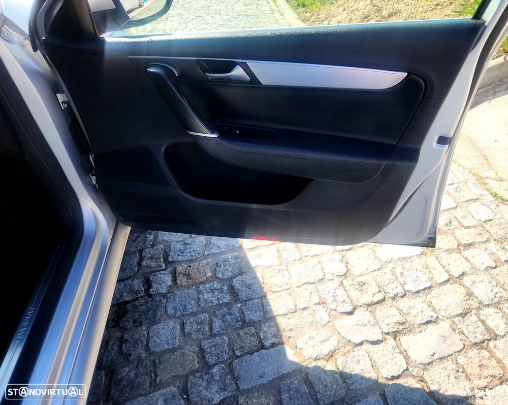 VW Passat 2.0 TDI Highline - 15