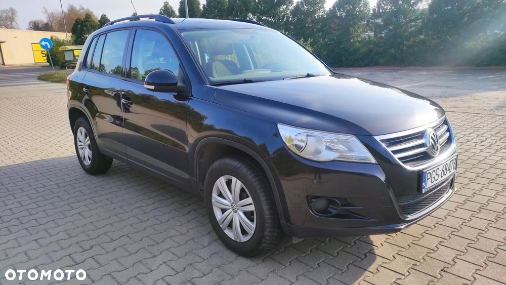 Volkswagen Tiguan - 8
