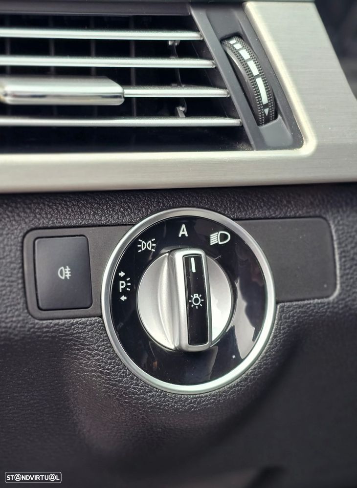 Mercedes-Benz E 250 CDi Avantgarde BlueEfficiency Auto. - 18