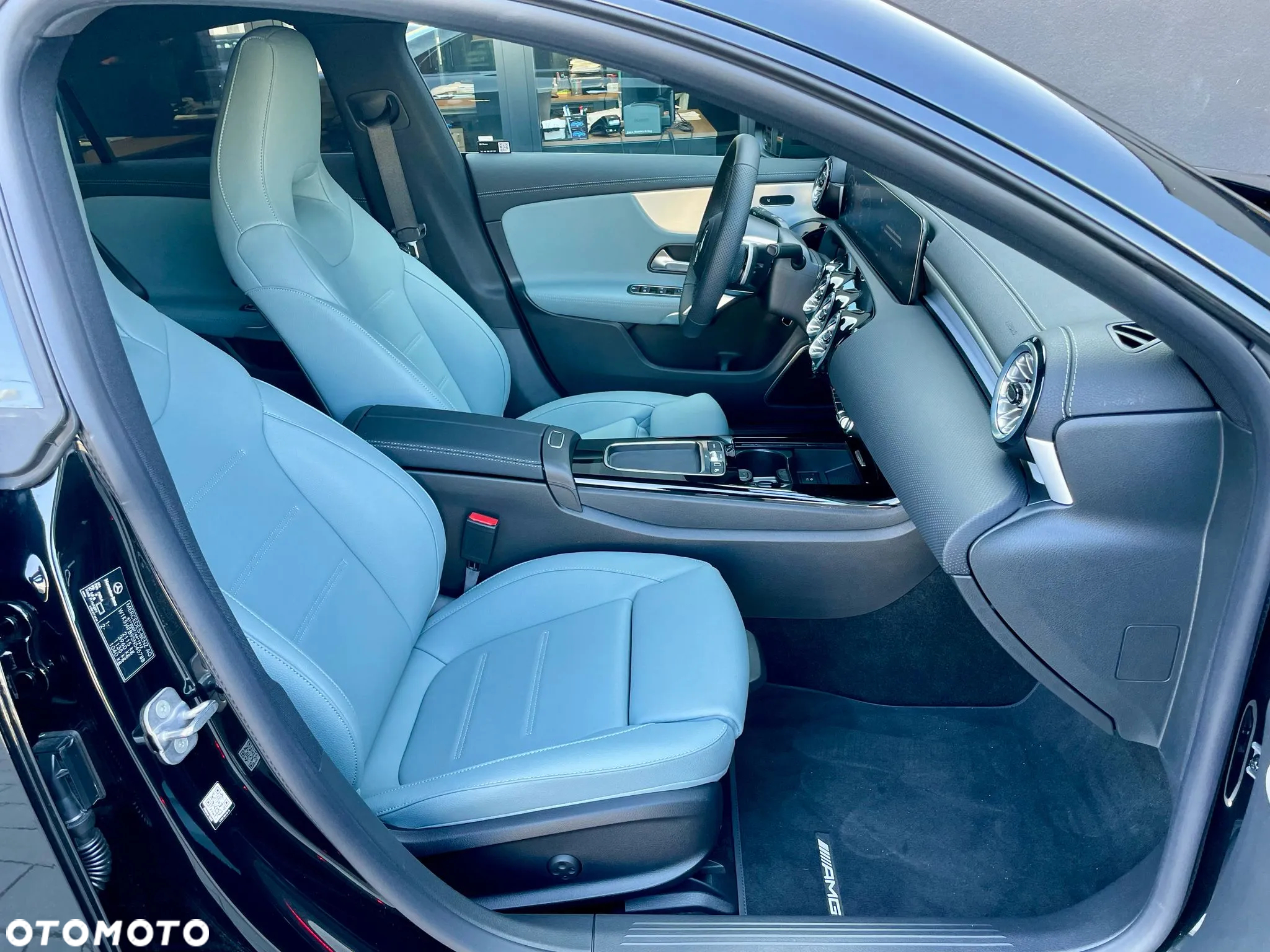 Mercedes-Benz CLA 220 4-Matic AMG Line 7G-DCT - 25