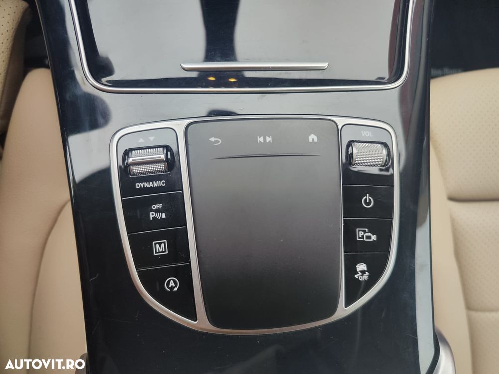 Mercedes-Benz GLC 220 d 4MATIC 9G-TRONIC AMG Line - 31