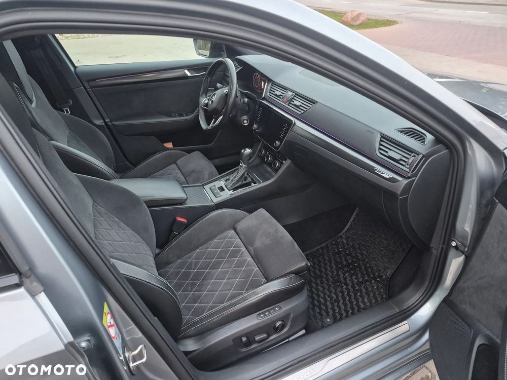 Skoda Superb 1.4 TSI Plug-In Hybrid Sportline DSG - 11