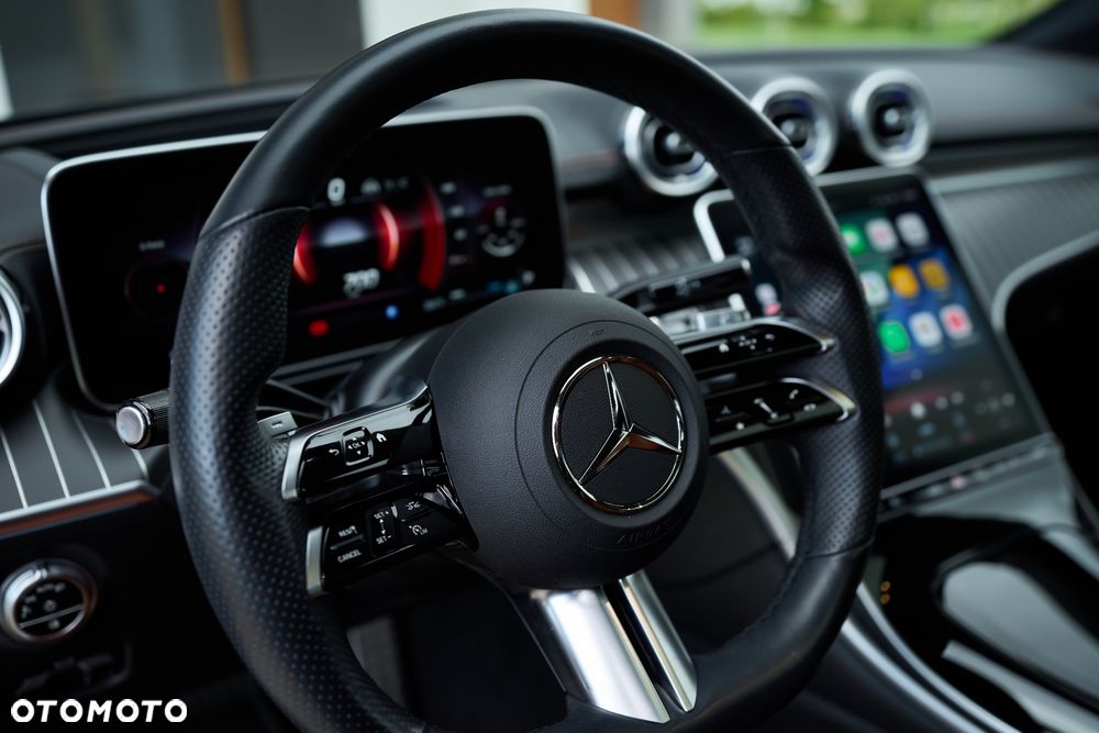 Mercedes-Benz Klasa C 200 mHEV 4-Matic AMG - 25