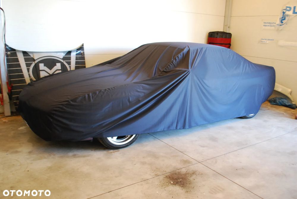 BMW Seria 8 - 37
