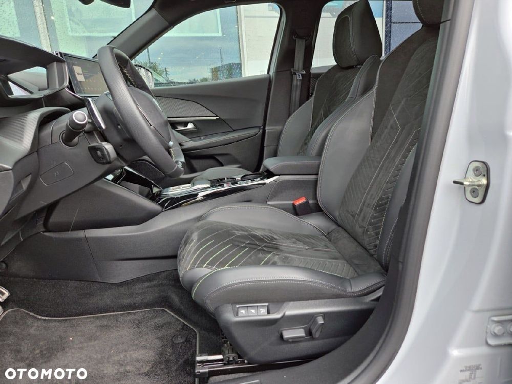 Peugeot 2008 1.2 PureTech GT S&S EAT8 - 9